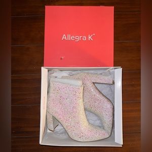 Allegra K chunky boots size 7 never worn and new in box!